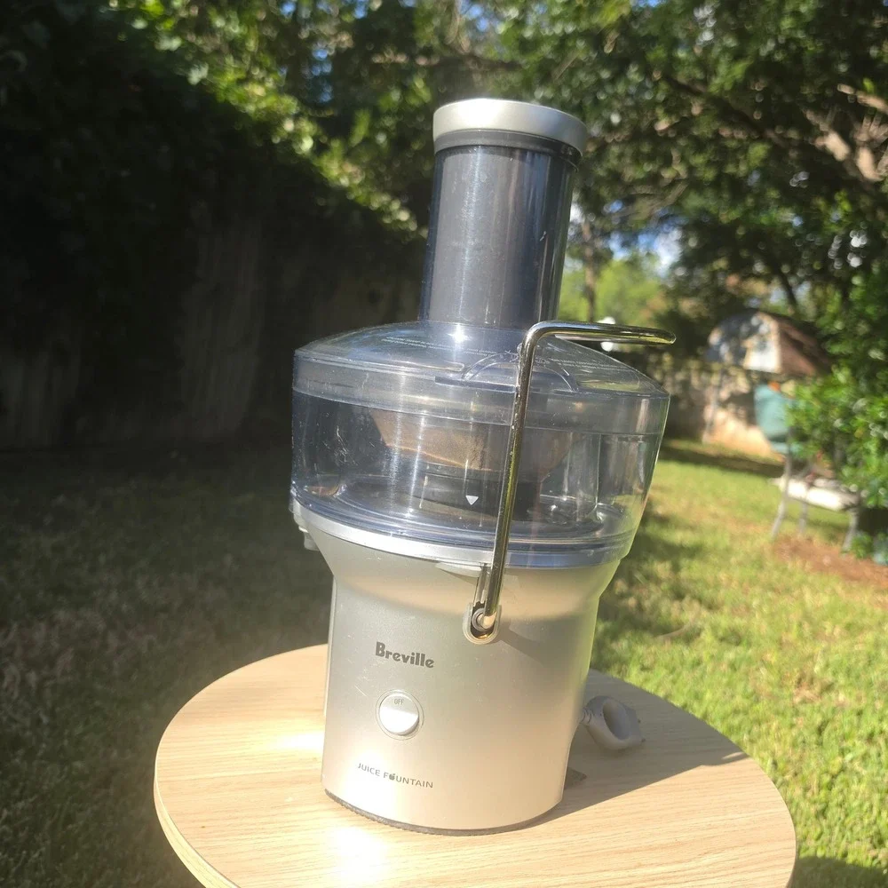 Breville Juice Fountain Compact BJE200XL Silver Centrifugal Juicer 700W 3